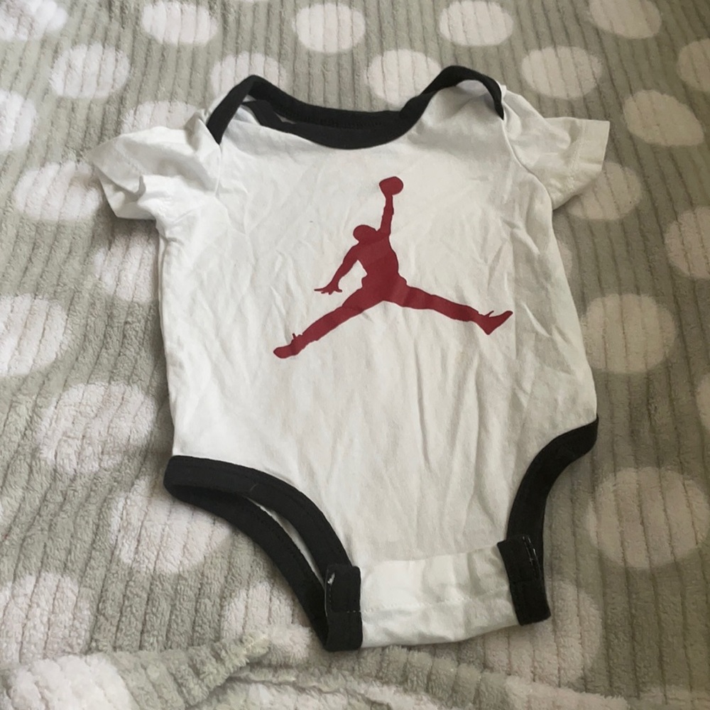 Jordan onsie - wrinkled a bit but in perfect condition